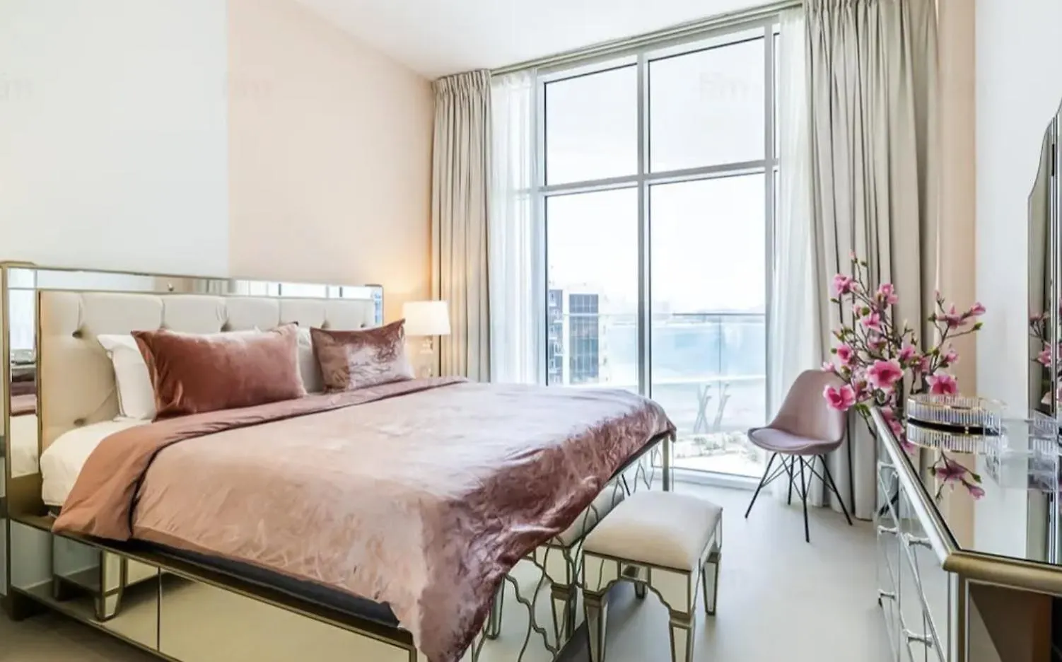 Azizi Mina, Beachfront 1 Bedroom, Sea View, Private Balcony Dubai Apartment